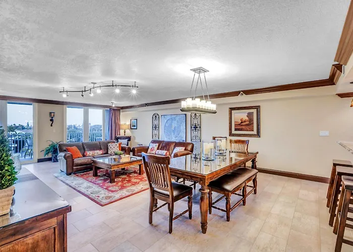 Hamilton House 306 *